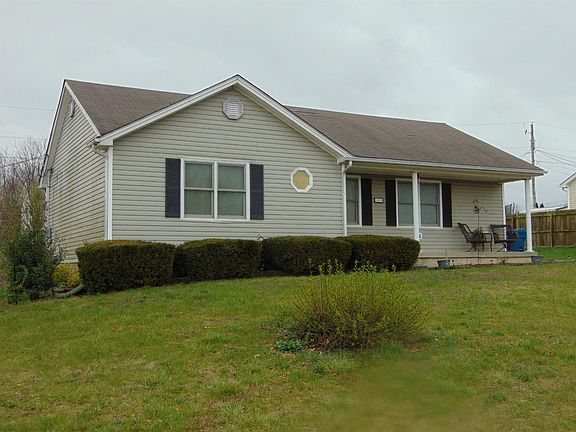 3rd image of 1030 Ravenwood Dr