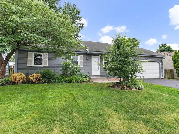 215 Bolz Rd, Carpentersville, IL 60110
