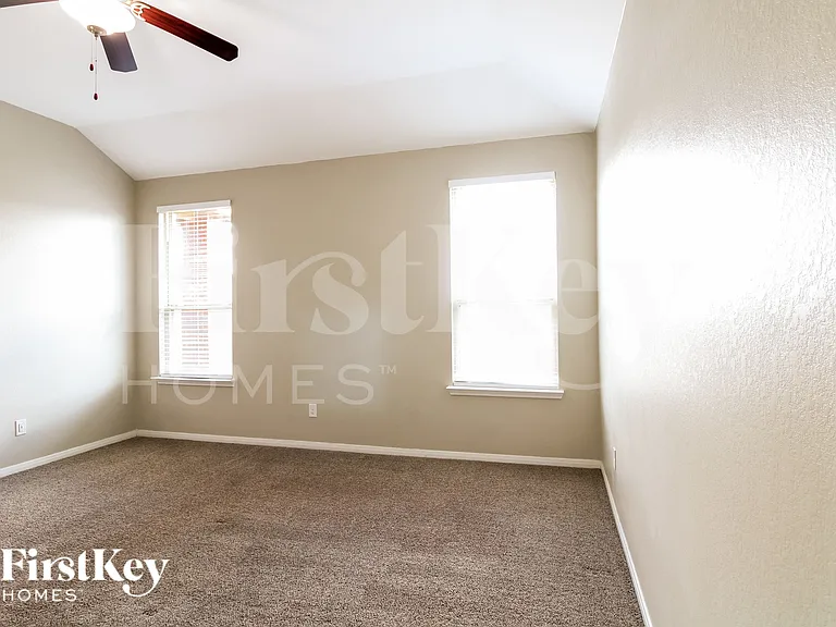 4410 Brenta Mountain Ln — Photo 14