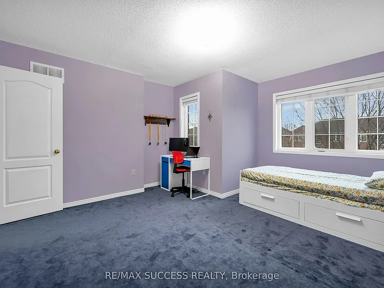 228 Flagstone Way — Photo 31