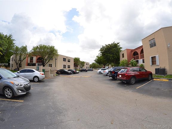 2nd image of 10245 NW 9th Street Cir #9-101
