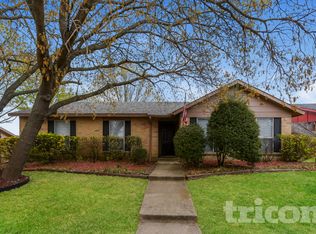 1230 Meadow Creek Dr, Lancaster, TX 75146