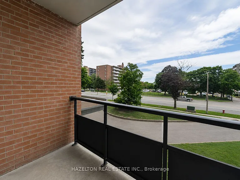 1665 Bloor St E #206 — Photo 8
