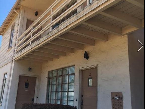 3rd image of 220 N San Mateo Dr APT 5