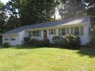 137 Chestnut Hill Rd, Norwalk, CT 06851