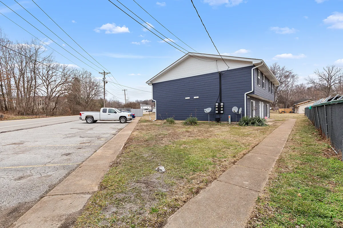 Building Photo - 1609 Miller Rd #1609