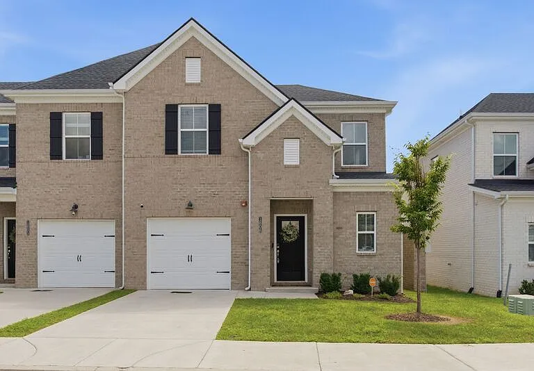 204 Douglas Bend Rd #1806 — Photo 1