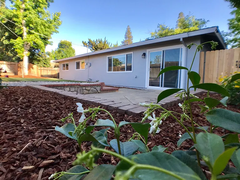 9111 La Riviera Dr — Photo 29