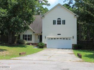 103 Carriage Ct, Jacksonville, NC 28540
