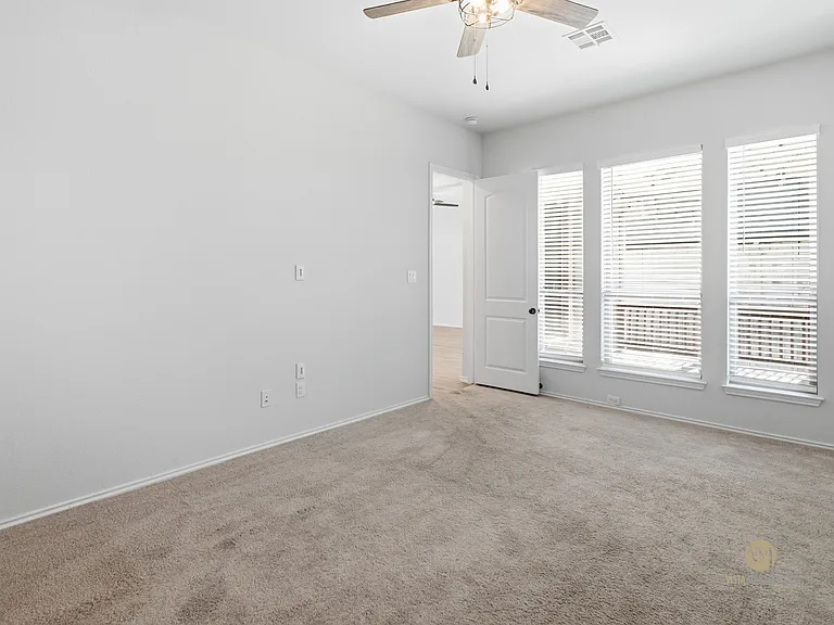12613 Vittorio Gable — Photo 17