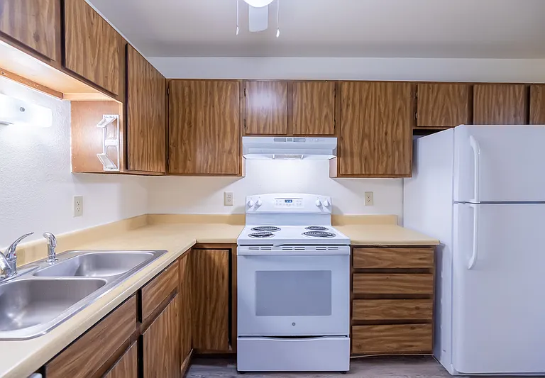 1205 Crook Ave #1 — Photo 9