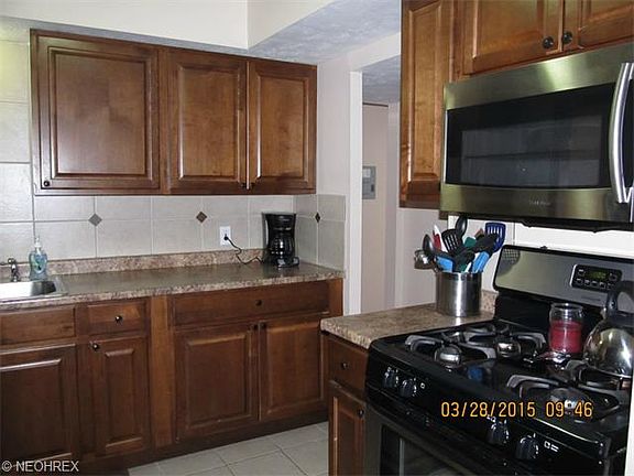 2nd image of 6116 Meadowbrook Ave