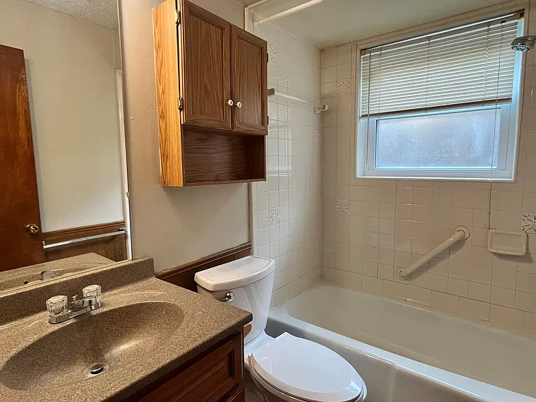 324 W Michael Dr — Photo 14