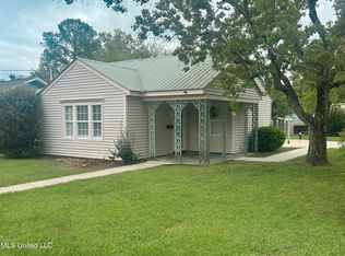 1221 27th St, Gulfport, MS 39501