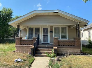 2240 2nd Ave, Terre Haute, IN 47807