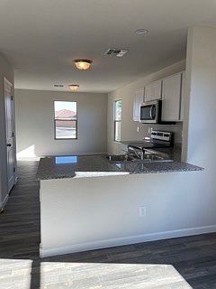 2nd image of 827 S Silvercreek Ct