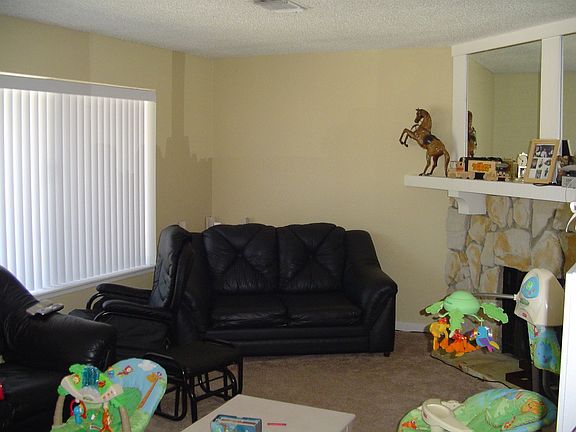 Spacious living room