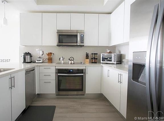 4th image of 999 SW 1st Ave APT 1617E