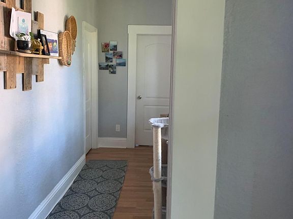 3rd image of 2821 N Morgan St #B