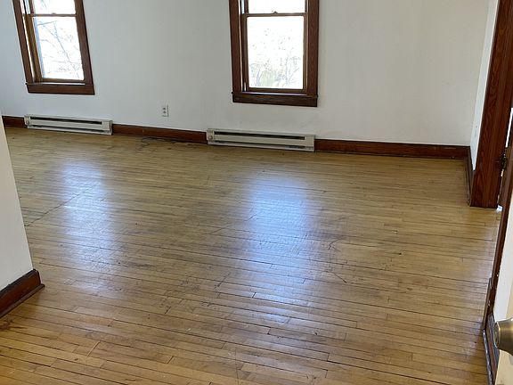 5th image of 210 S Water St