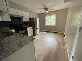 7230 W River Rd APT 4, Minneapolis, MN 55430