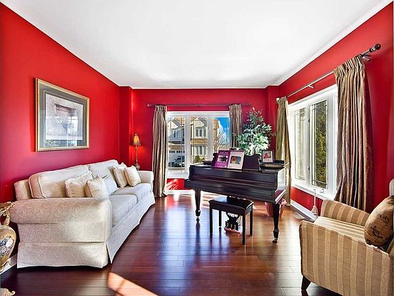4th image of 4 Cantwell Cres