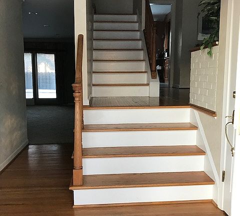3rd image of 1007 High Vista Trl W