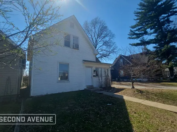 2426 E 24th St, Granite City, IL 62040