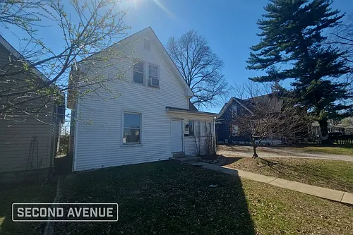 2426 E 24th St Photo 1
