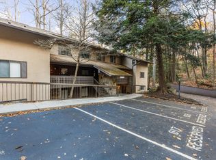 1235 Ski Mountain Rd APT 614, Gatlinburg, TN 37738