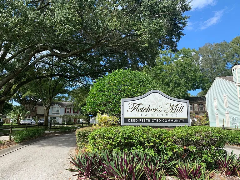 1719 Mill Run Cir — Photo 15