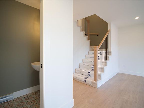 4th image of 22 Rachel Drive