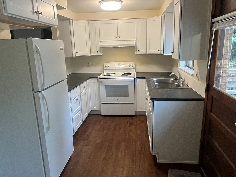 455 Longs Peak Ave #4 — Photo 6