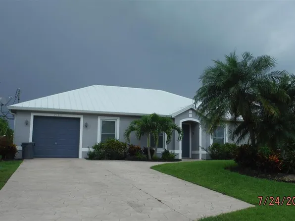 2163 SW Algiers Street, Port St Lucie, FL 34953