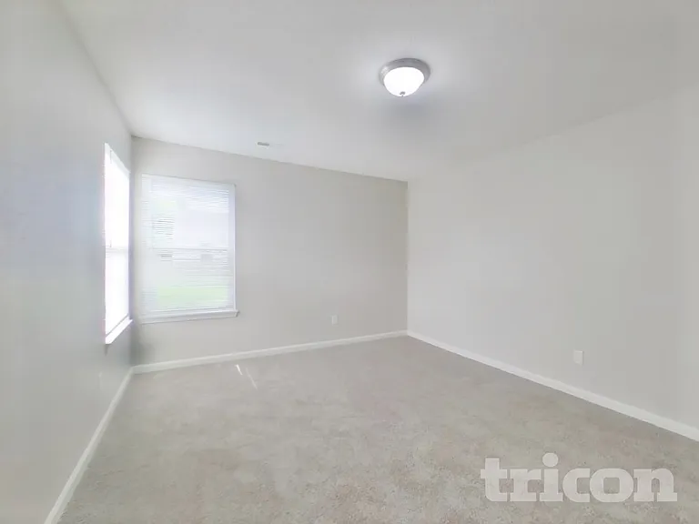 1836 Farm Meadow Dr — Photo 7