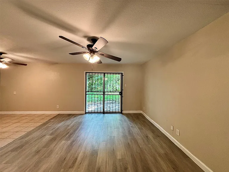 4110 Knotty Oaks Trl — Photo 3