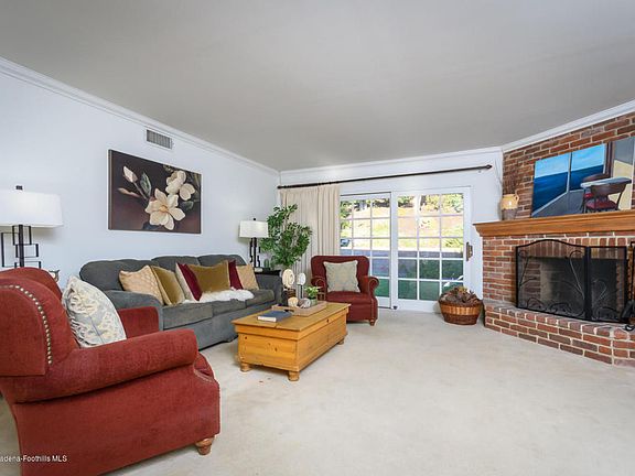 4th image of 2771 Pinelawn Dr