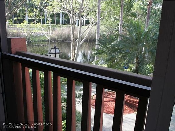 3rd image of 1021 Mockingbird Ln APT 217