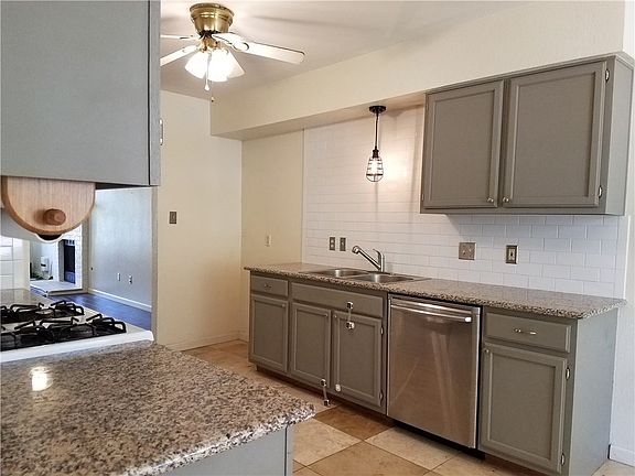 4th image of 13822 Lothian Dr