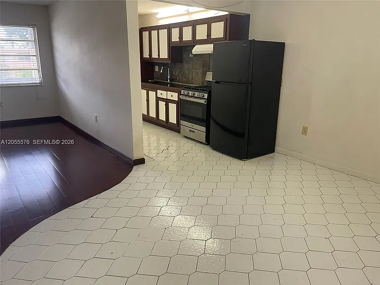 130 NE 202nd Ter #S31 — Photo 3