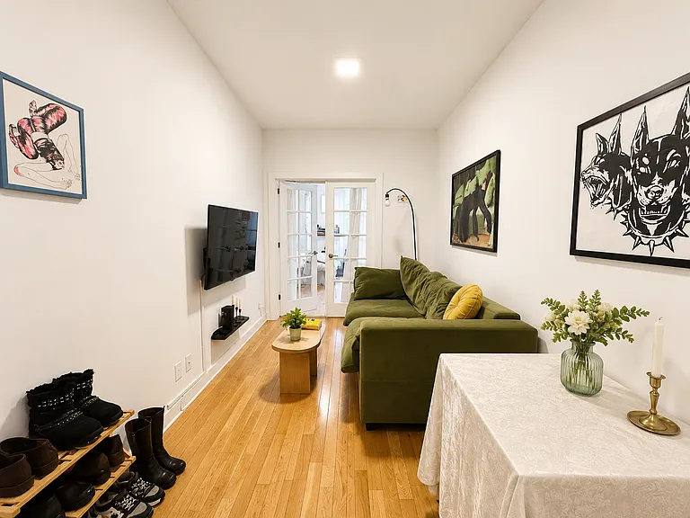 1727 Harman St #2L — Photo 4