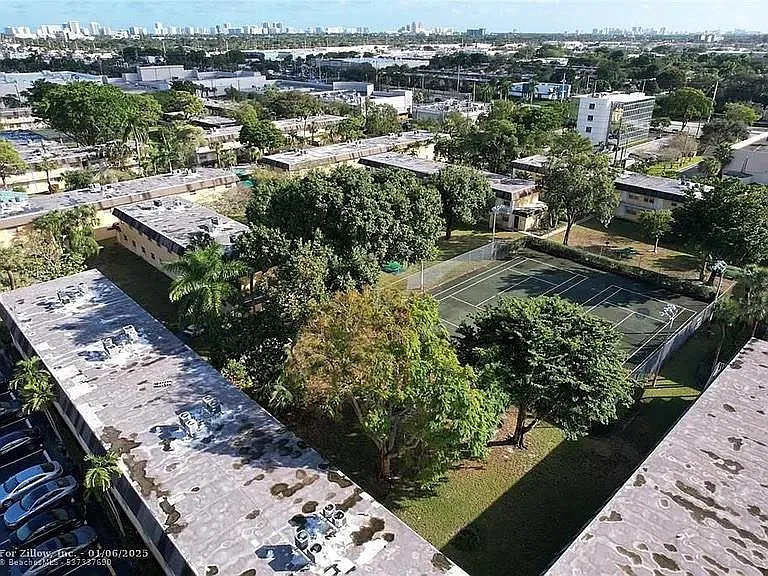 1 bed, 1.0 bath, 427 sqft, $1,350 — Photo 2