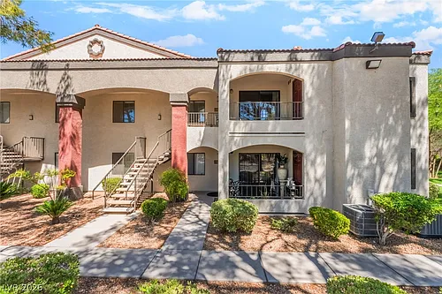 950 Seven Hills Dr Photo 1