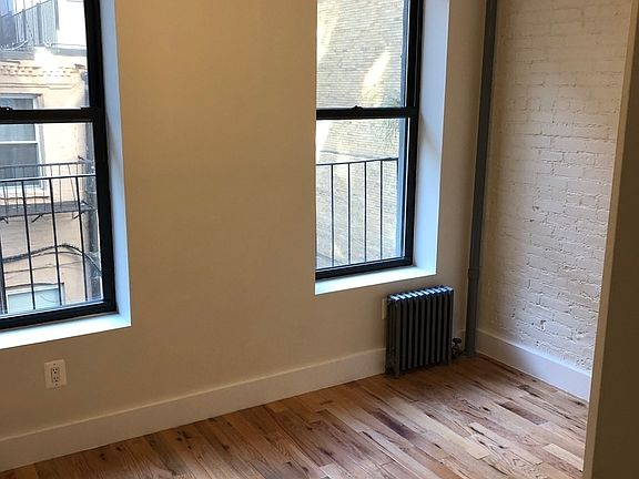 2nd image of 442 W 54th St #56