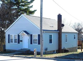 650 W College St, Troy, MO 63379