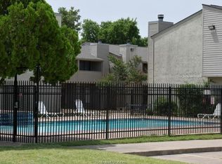1902 Dartmouth St APT J2, College Station, TX 77840