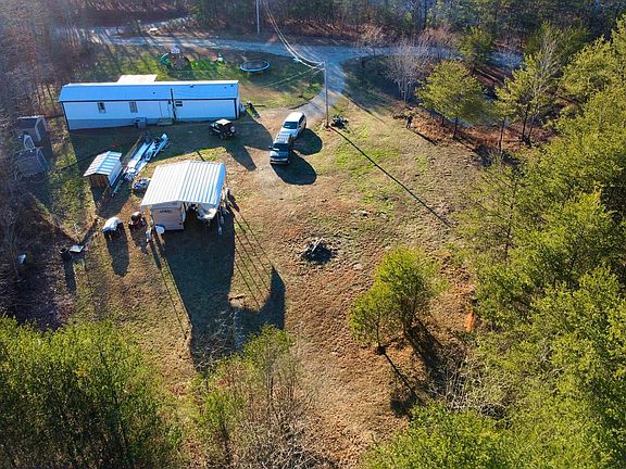 2nd image of 25 Myers Loop Rd
