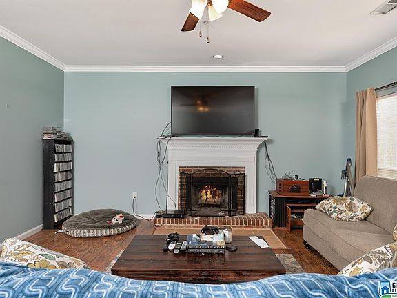 2nd image of 140 Timberleaf Cir