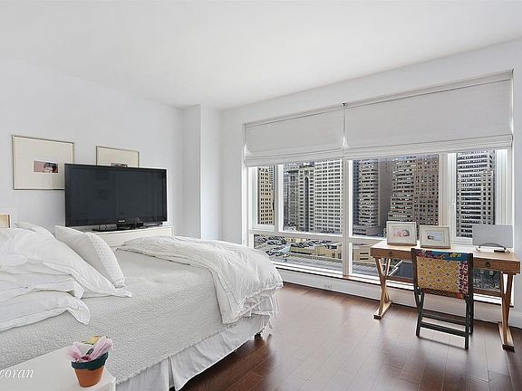 4th image of 70 Little St W #19G