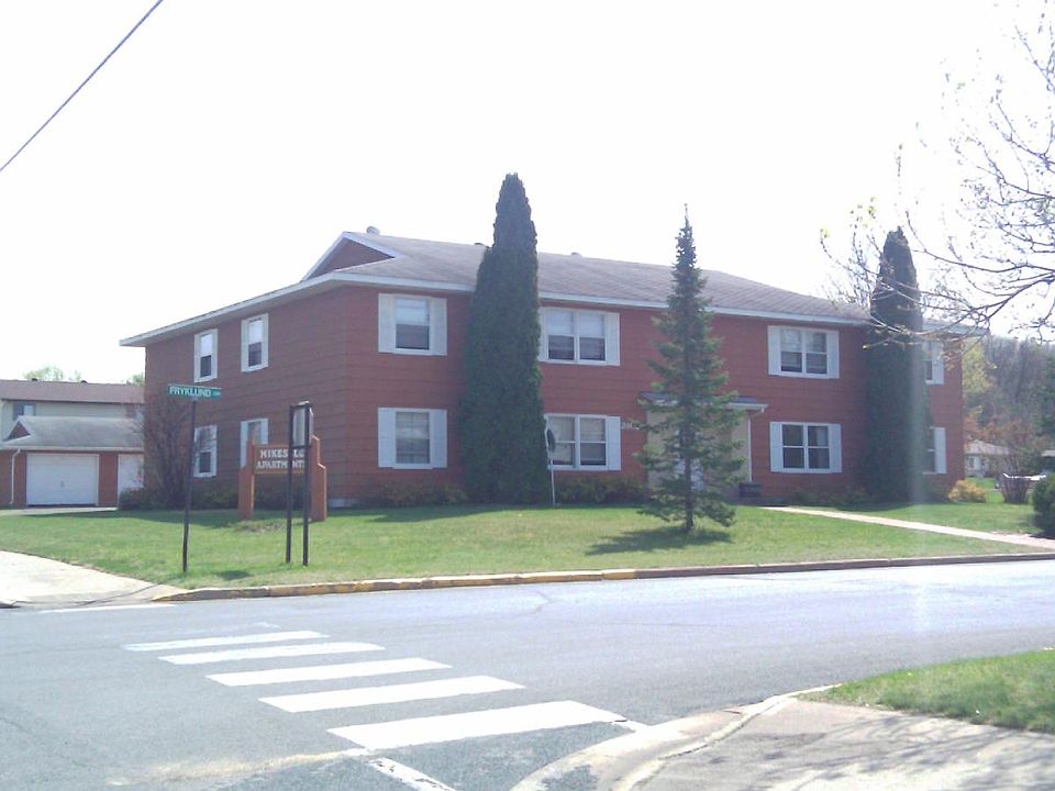 1st image of 2402 Fryklund Dr